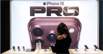 裸機最好？蘋果高層看iPhone保護貼「渾身不舒服」　網不買帳原因曝