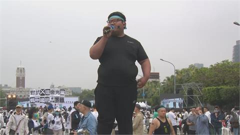 快新聞/民眾黨329上凱道 小草肥皂箱發言突喊:先跟這媒體說對不起