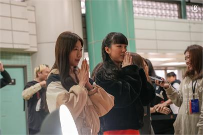 PLG／空姐牙牙、游游拜桃園大廟月老求姻緣　領航猿也盼衝擊東超首冠