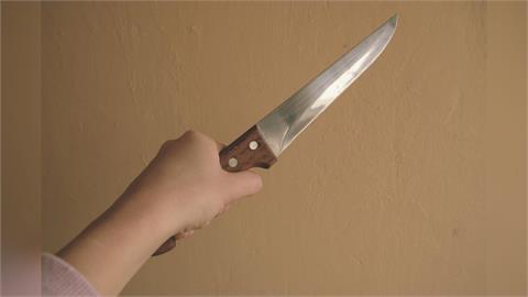 新竹校園旁驚見持刀男！嚇壞學生、家長　警方逮人送辦：已請社會處介入