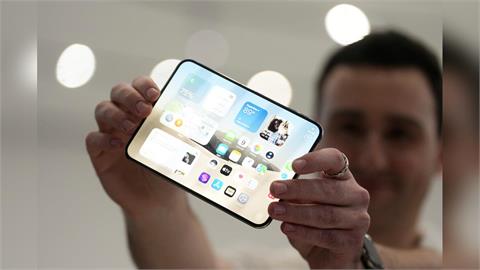 蘋果首款摺疊機「最貴近12萬元」！iPhoneDuo「台灣預購時間」曝光