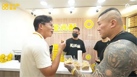 黃國昌疑又嗆柯文哲！試吃館長蛋捲被問「有無比監獄好吃？」他神回1句有夠酸
