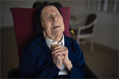118歲最長壽人瑞修女安德瑞逝世　一生經歷18位總統