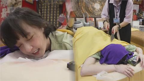 蘿莉女神初體驗台灣刀療　「結束後不想下床」嗲喊：比按摩舒服100倍