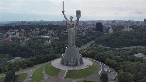 烏克蘭加速去俄化　基輔「祖國之母」將換上烏克蘭國徽
