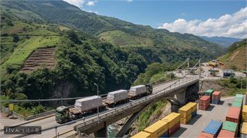 厄瓜多宣布調降哥倫比亞進口關稅至75% 盼緩解兩國貿易緊張局勢