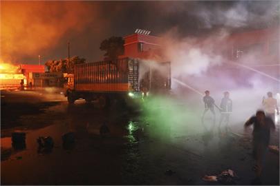 孟加拉吉大港貨櫃倉庫爆炸大火　至少34死、300傷