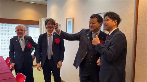 沈伯洋東京後援會成立日籍議員相挺　曝穿防彈衣原因