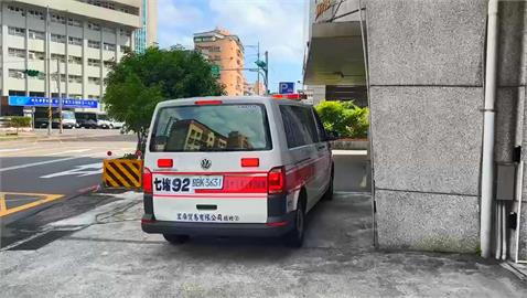 消防員執勤後竟未歸隊　駕救護車躲暗巷「摸魚偷懶」下場慘了