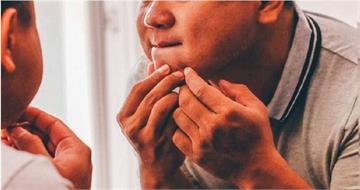 大二生擠痘痘慘了!「肺部穿十多洞」部份壞死 醫示警:這部位別亂擠