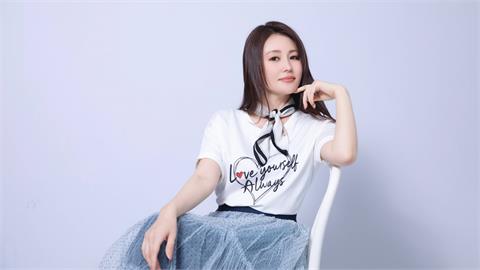 佐藤麻衣為子息影10年無預警都說了！單親育兒7年罕吐：當媽好累