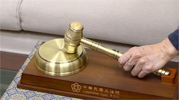 贈友邦議長最夯伴手禮 竟是「議事槌」