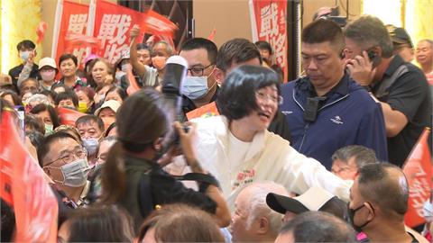 高人氣！蘇巧慧首場座談鶯歌出發　逾千人到場力挺「30公尺走3分鐘」