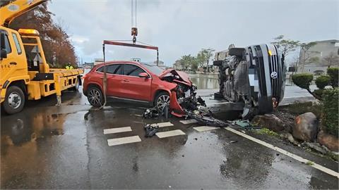 快新聞／碰！宜蘭礁溪休旅車撞廂型車害翻覆　疑路口未設紅綠燈釀禍