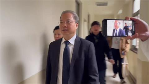 政院人事總處「霸凌女王」超扯　下屬父喪竟冷回：怎不快燒一燒