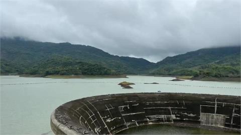 快新聞／大進帳！全台水庫「估入水近6億噸」　南化近七成滿、湖中小島被淹沒