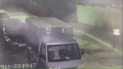 酒駕跑輸警察竟大哭　真相曝光！車內搜出槍