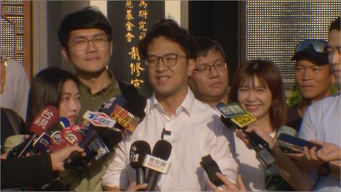 小水滴好心疼！沈伯洋半夜突微調清晨行程　原因竟是...