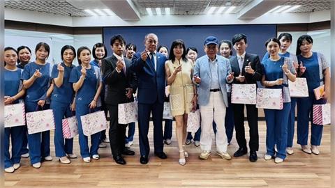 19歲美容師到企業副總！她用一輩子的熱情「翻轉」平凡女性命運