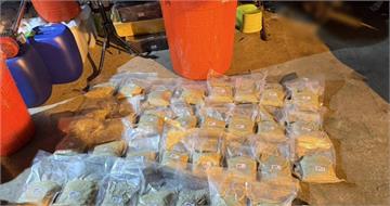 高雄山區工寮藏「製毒廠」　警破獲市值億元「喵喵」毒品、逮3嫌