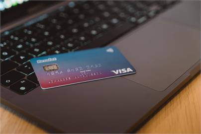 個資淪黑市搶手貨　30元可買到信用卡資訊、影音平台帳號