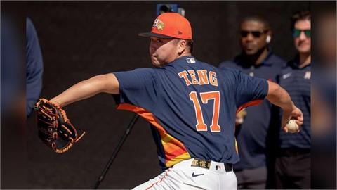 鄧愷威太空人春訓初登板表現不錯。（圖／翻攝鄧愷威臉書）