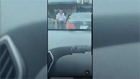 屏東阿伯疑中風「走路發抖」進駕駛座　目擊者：這樣怎麼開車？