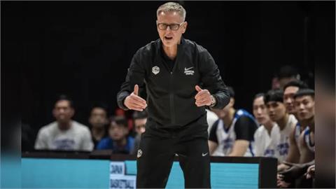 籃球/亞洲盃資格賽首戰慘輸26分!台灣隊總教練圖齊:日本隊防守很「骯髒」