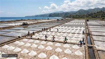 聖嬰現象乾旱肆虐印尼　傳統鹽農迎大豐收產量暴增