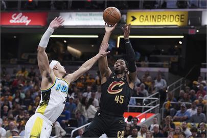 NBA季後賽／囧！金塊單節8分當鐵匠、騎士半場輸41分雙創歷史尷尬紀錄