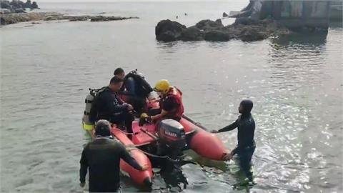 澎湖漁船翻覆船長落海身亡 小琉球女教練潛水失聯