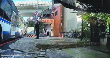 公車收班竟漏掉乘客！6旬男陳屍車內3天沒人發現　新店客運遭罰3萬