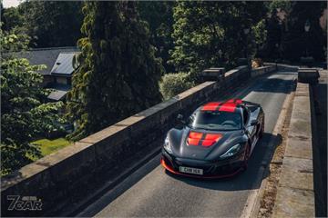 英國探險家駕馭純電超跑 Rimac Nevera 完成 2,700 公里長征