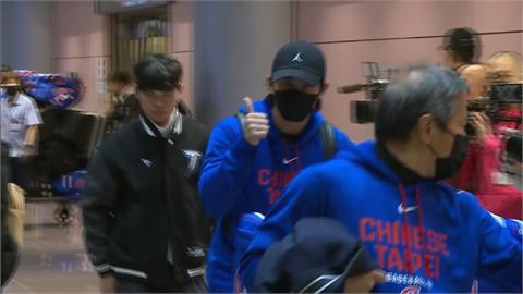 教練、球員都坐商務艙！　華航大客機送台灣英雄回家