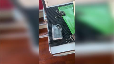 快新聞/澎湖交通船乘客「行動電源爆炸」 航港局籲:應確認有「這標章」且不得拖運