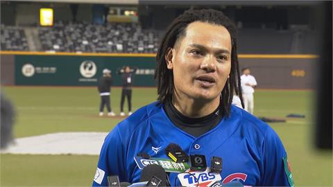快新聞／被抓包和工作人員手牽手　張育成笑曝原因：是「他們」咄咄逼人