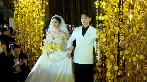 白家綺、吳東諺結婚8年辦婚宴　雙雙泛淚喊心動依舊