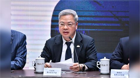 快新聞／轉任經濟部長！笑喊1分鐘講不完願景　龔明鑫：其餘到福州街再報告