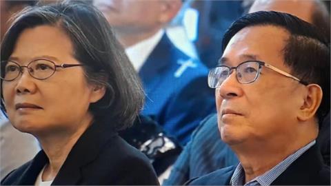 同框蔡英文「網問1句」75歲陳水扁愣了！阿扁「得知真相」急回：歹勢啦