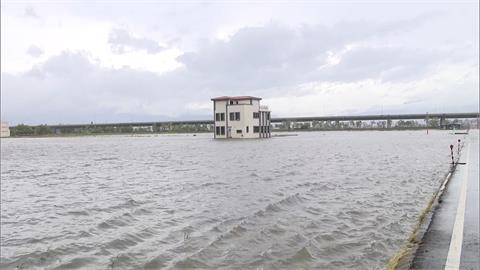 凱米狂掃！宜蘭壯圍民宅變孤島　三星蔥園損壞約2成