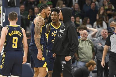 NBA(影)／溜馬延長賽最後3.5秒砍進致勝3分球!　中止灰狼最近8連勝