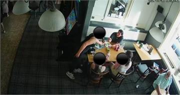 女拔頭髮放進餐點栽贓店家　爽吃霸王餐還偷東西！監視器全都錄
