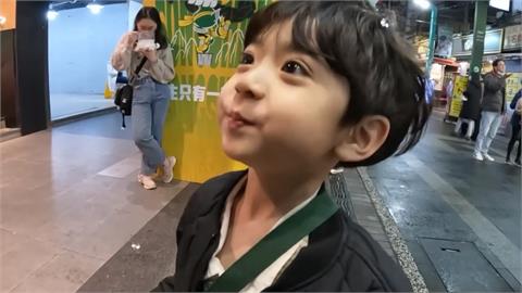 南韓6歲超萌網紅遊台灣！初嚐糖葫蘆好驚豔　超真實反應網笑：被圈粉