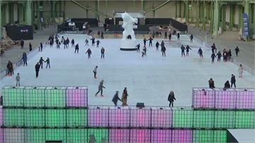迎接耶誕節！法國大皇宮900坪開放溜冰