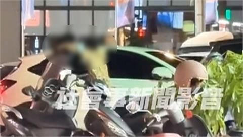 行車糾紛？　2男路邊持安全帽互K　最高可罰1萬8千元罰鍰