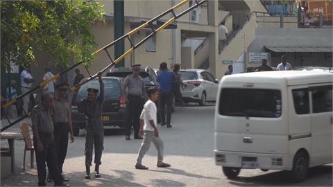 美以攻勢猛烈！　美軍再炸毀伊朗無人機航艦