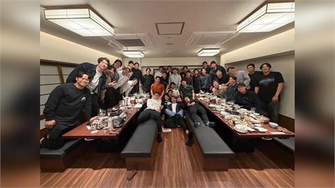 經典賽(影)／日本隊挑戰二連霸的秘密武器！大谷翔平率全員同框大啖燒肉凝聚向心力