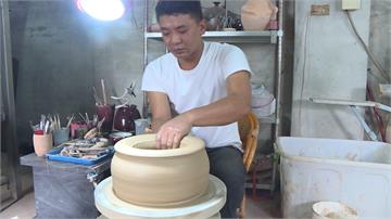 冰雕師轉業陶藝創作 銅紅釉之美令人驚豔