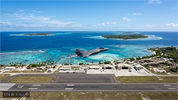 中國解放軍南部戰區　於南海黃岩島舉行海空聯合演習