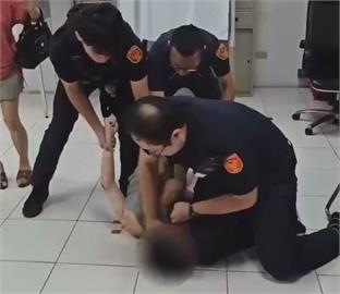 快新聞／超誇張！中和男子「頭塞票匭」還想藏票　脫序行為遭警壓地制伏